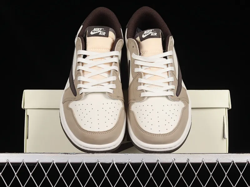 All Categories Air Jordan Jordan Series Basketball Shoes Air Jordan 1 Low Travis Scott x Air Jordan 1 Low OG AJ1 Joe 1 Reversed Overhook Joint Style Casual Sports Basketball Shoes DM7866-886